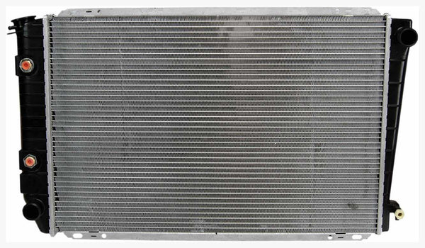 Nuevo radiador de ajuste directo 100% probado contra fugas para Ford Crown Vict 1991-86