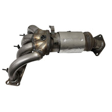 Convertidor catalítico del colector lateral del radiador delantero para Jeep Renegade 2.4L 2015-18