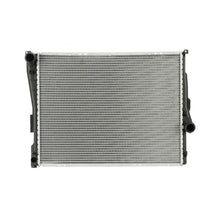 Radiador para BMW 99-06 E46 323Ci 323i 325Ci 325i 325Xi 328Ci 328i 330Ci 330i 330Xi