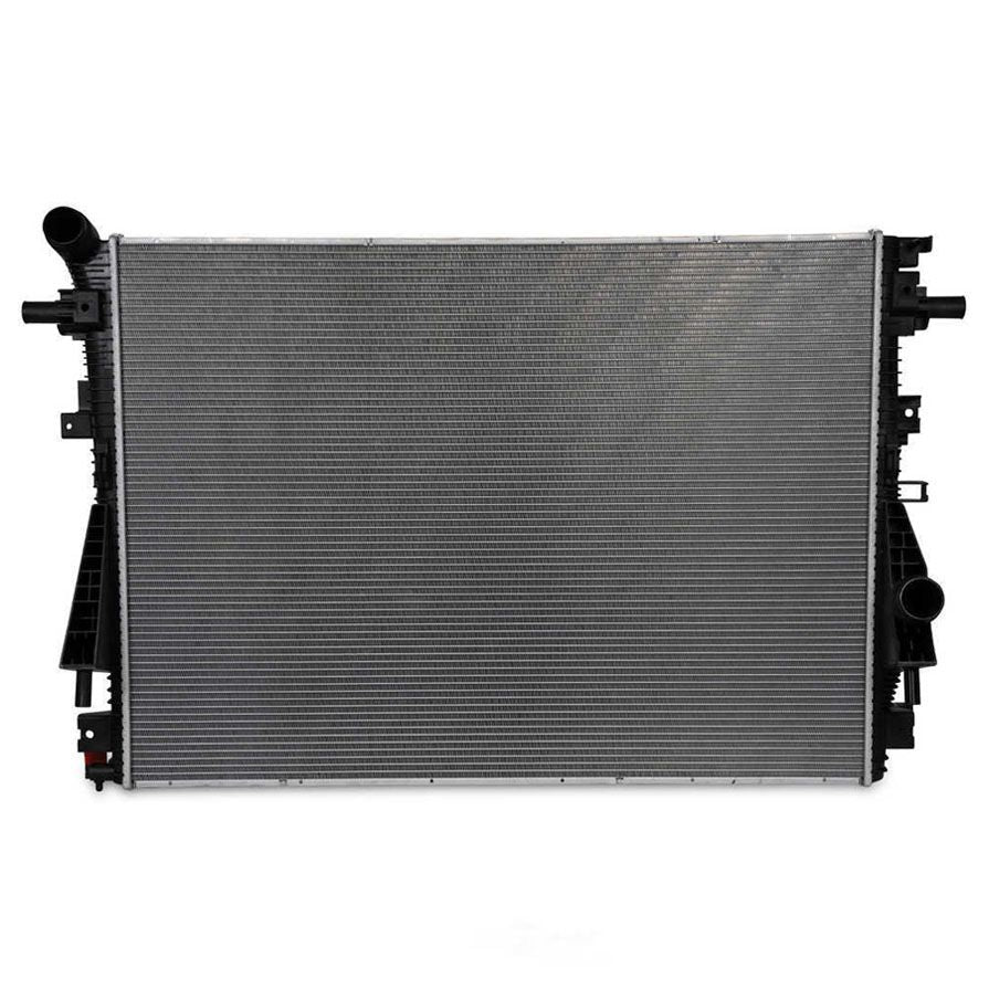 Engine Cooling Radiator For Ford F-250 F-350 6.7L V8 2017 2018 2019 2020 21 2022