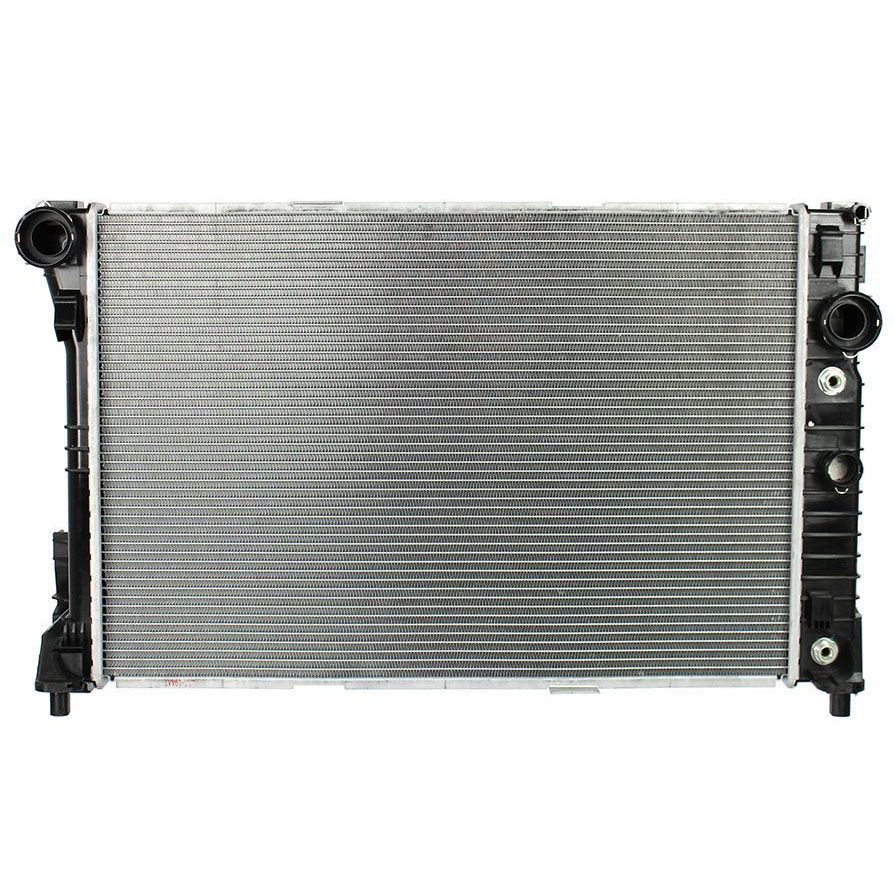 Engine Cooling Radiator for Mercedes-Benz E550 2012-2017 CLS550 2012-2015